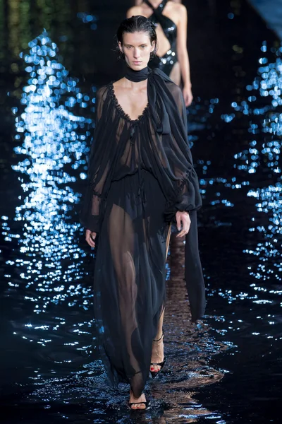 Look 85